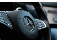 Mercedes-Benz kündigt einen Rückruf von fast einer Million Fahrzeugen an